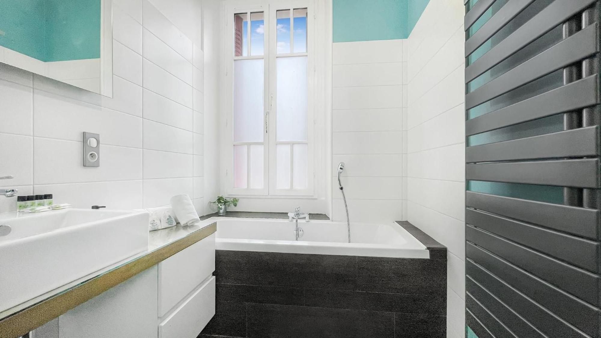 Homey Awesome - Proche Gare Et Tram - Centre-Ville - Balcon Prive - Wifi Gratuit Annemasse Exteriér fotografie